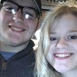 Meet your Posher, Aallie